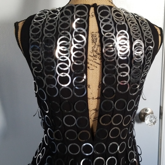 Dress - Picture 3 of 5